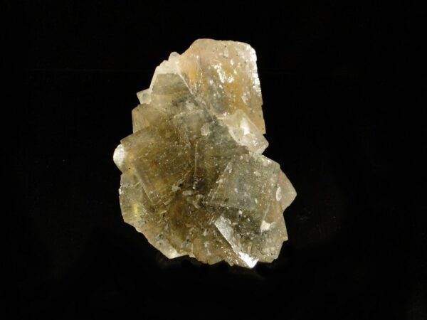Des cristaux de fluorite, ils viennent de la mine du Rossigno, à Chaillac, c'est une pièce pour collectionneur de minéraux.