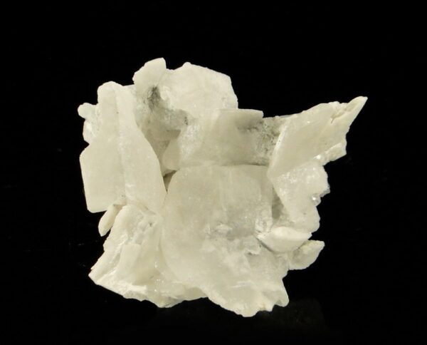 Ce sont des cristaux de cérusite, ils viennent de la mine de Chaillac, une pièces pour collectionneur de minéraux.