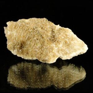 C'est une pièce de pyromorphite marron, les cristaux sont très brillants, elle vient de Chaillac, une pièce pour collectionneur de minéraux.