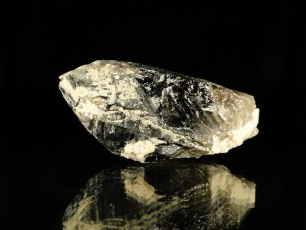 Un cristal de quartz de Haute-Vienne, une pièce pour collectionneur de minéraux.
