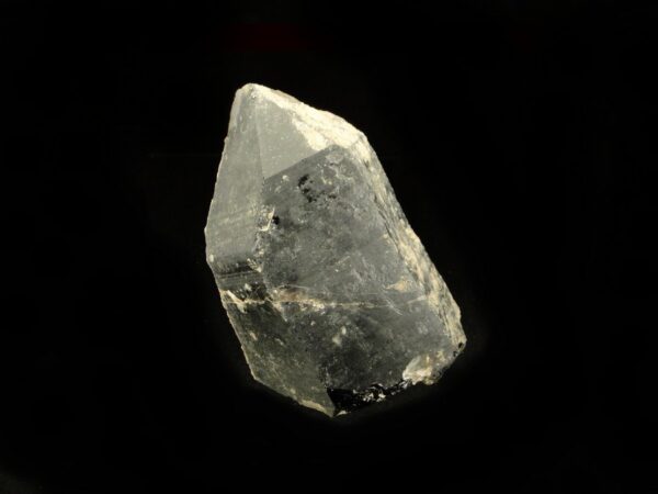 C'est un cristal de quartz de la Vénachat, une pièce pour collectionneur de minéraux.