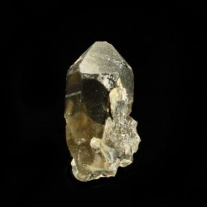 C'est un cristal de quartz de la Vénachat, une pièce pour collectionneur de minéraux.