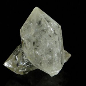 Un ensemble de cristaux de quartz, ils viennent de Berbes,c'est une pièce pour collectionneur de minéraux.