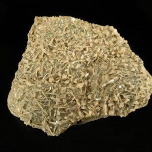 Une pièce de baryte, la légéreté de la pièce est incroyable, une pièce pour collectionneur de minéraux.