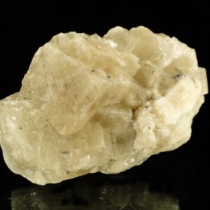 C'est une pièce flottante de fluorite de la mine du Rossignol, à Chaillac, c'est une pièce pour collectionneur de minéraux.