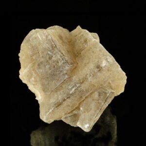 C'est une pièce de fluorite de la mine du Rossignol, à Chaillac, c'est une pièce pour collectionneur de minéraux.