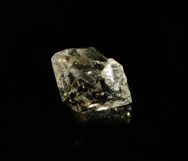 C'est une quartz biterminé, il provient de la Cabana, Berbes, c'est une pièce pour collectionneur de minéraux.