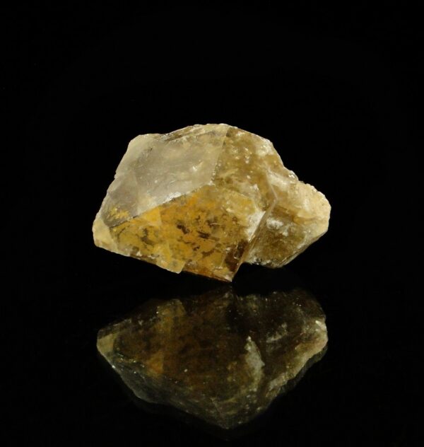 Un cristal de baryte sceptre, il vient de four la brouque, c'est une pièce pour collectionneur de minéraux.