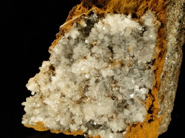 Une pièce d'hémimorphite du Mexique, c'est une pièce pour colelctionneur de minéraux.