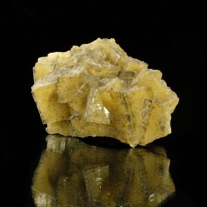 Ce sont des cristaux de fluorite de Chaillac, une pièce pour collectionneur de minéraux.