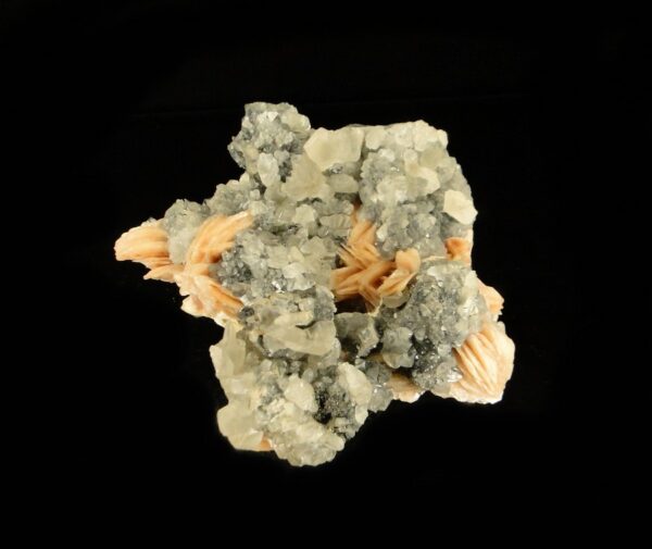 Un ensemble de cristaux de cérusite et de baryte du Maroc, Mibladen, c'est une pièce pour collectionneur de minéraux.
