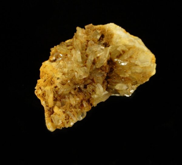 Des cristaux de baryte de Saint Georges Les Bains, c'est une pièce pour collectionneur de minéraux.