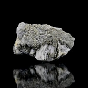 Une pièce de baryte de la mine du Rossignol, Chaillac, en vente sur le site de minéraux , la Malle du Collectionneur.