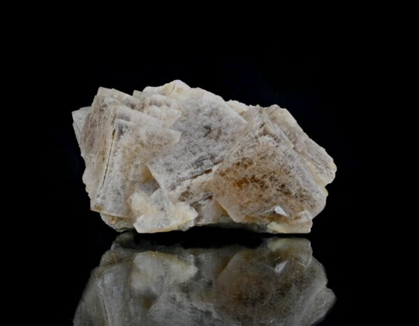 Une pièce de fluorite de la mine du Rossignol, Chaillac, en vente sur le site de minéraux , la Malle du Collectionneur.